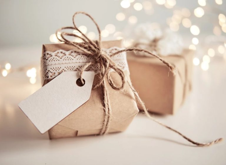 Unique Handmade Gift Ideas: Handmade Gifts That Anyone Can Make!